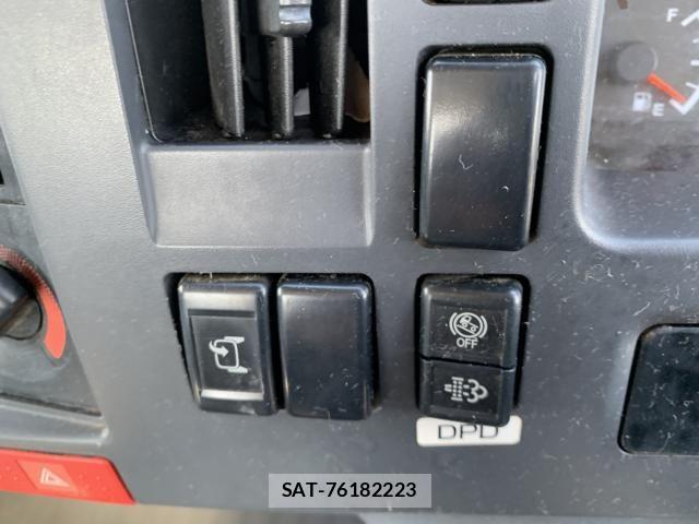 Isuzu ELF TRUCK 2013-11 6303921-17