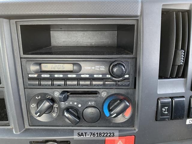 Isuzu ELF TRUCK 2013-11 6303921-18