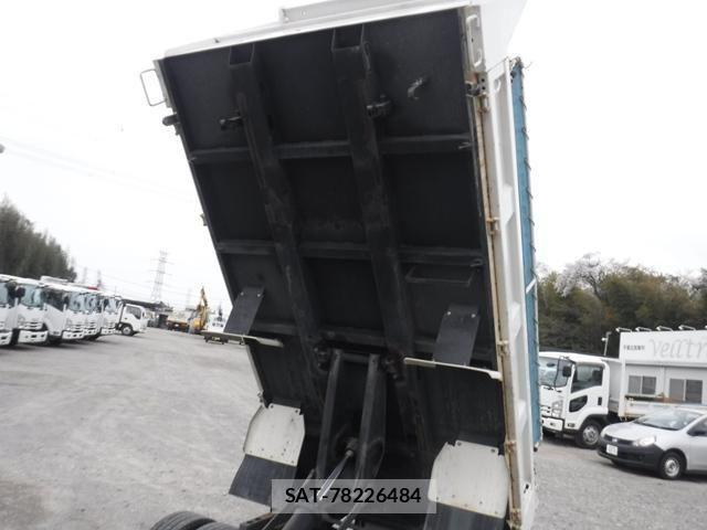 Isuzu ELF TRUCK 2017-10 6303907-9