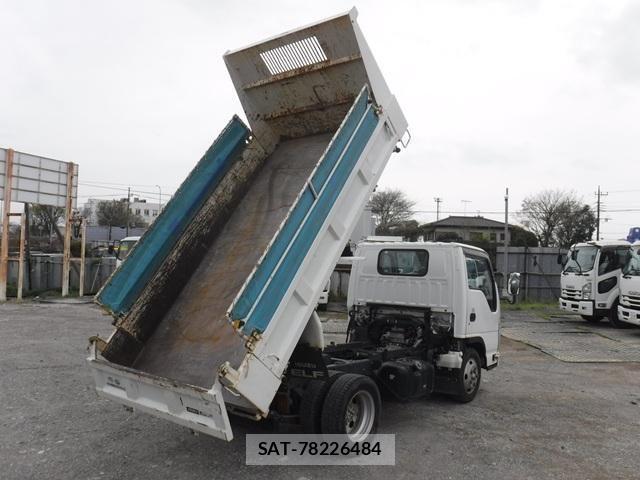 Isuzu ELF TRUCK 2017-10 6303907-12