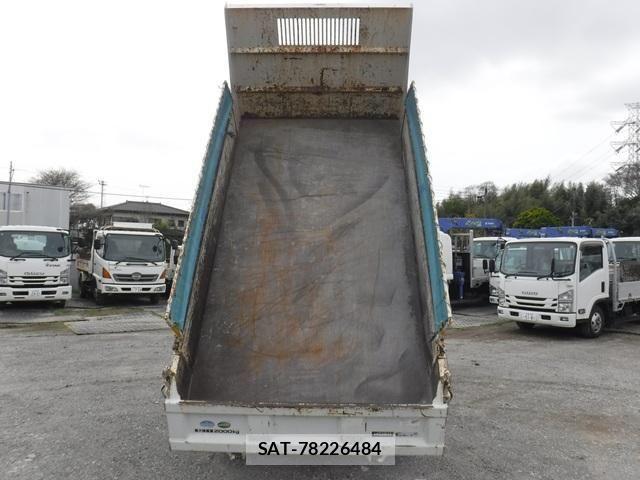 Isuzu ELF TRUCK 2017-10 6303907-13