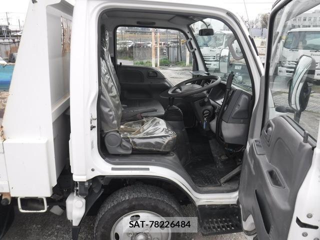 Isuzu ELF TRUCK 2017-10 6303907-15