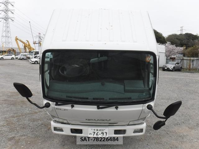 Isuzu ELF TRUCK 2017-10 6303907-22