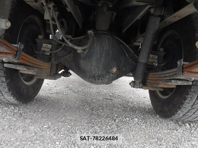 Isuzu ELF TRUCK 2017-10 6303907-5