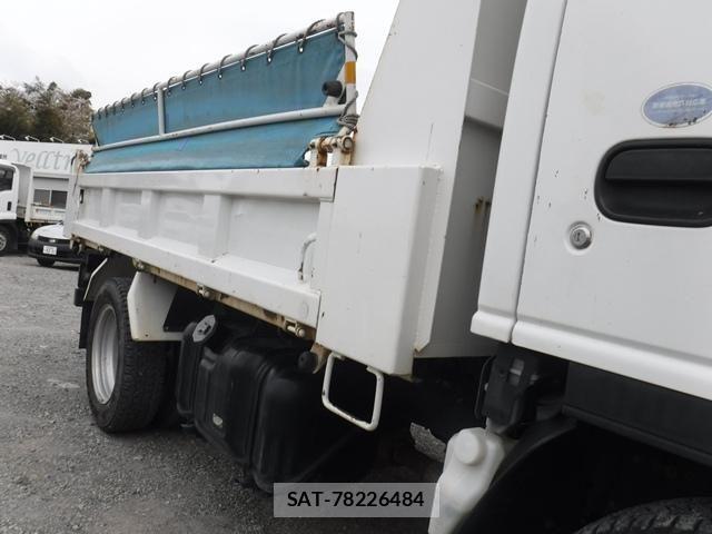 Isuzu ELF TRUCK 2017-10 6303907-7