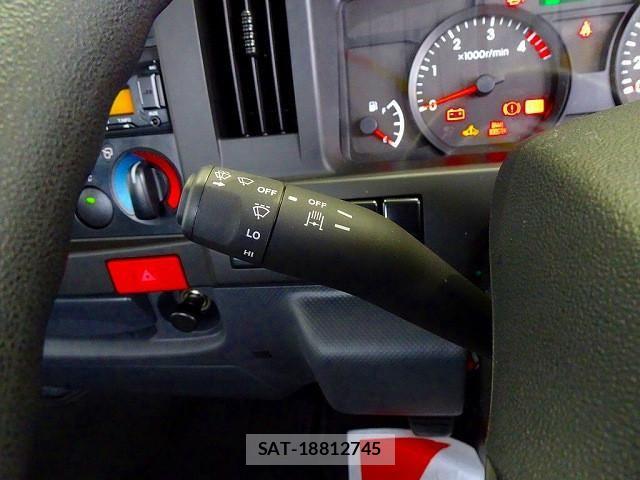 Isuzu ELF TRUCK 2025-03 6303879-16