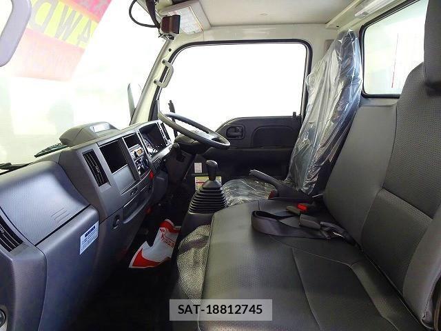 Isuzu ELF TRUCK 2025-03 6303879-7