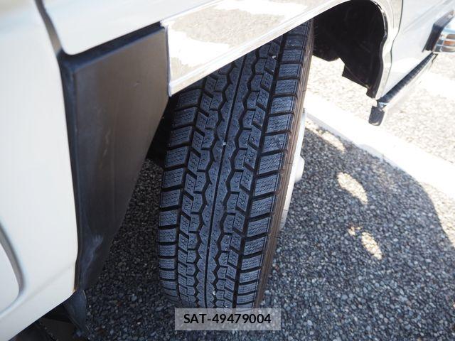 Isuzu ELF TRUCK 2012-09 6497262-28