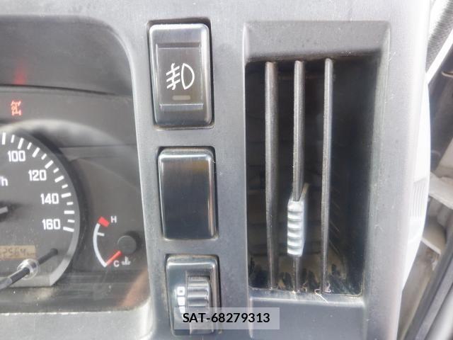 Isuzu ELF TRUCK 2014-12 6497218-28