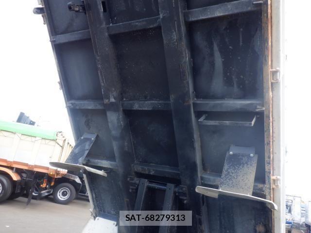 Isuzu ELF TRUCK 2014-12 6497218-8
