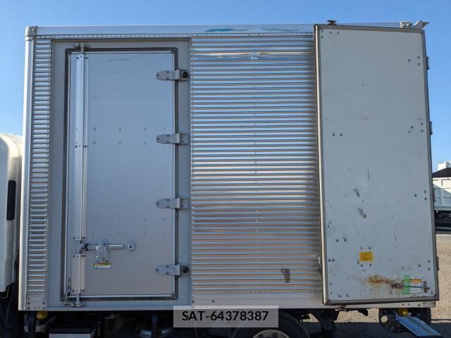 Isuzu ELF TRUCK 2018-02 6497216-18
