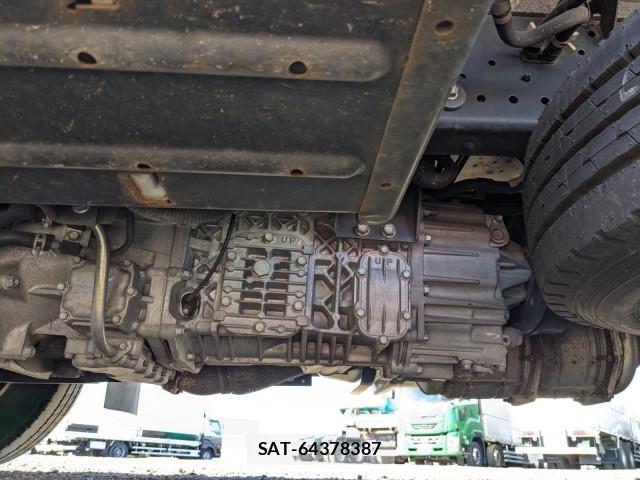 Isuzu ELF TRUCK 2018-02 6497216-22
