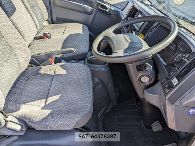 Isuzu ELF TRUCK 2018-02 6497216-27