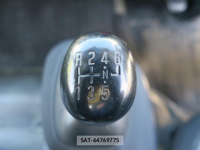 Isuzu ELF TRUCK 2017-03 6497209-20