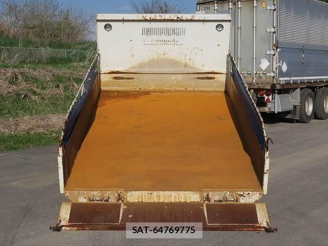 Isuzu ELF TRUCK 2017-03 6497209-8