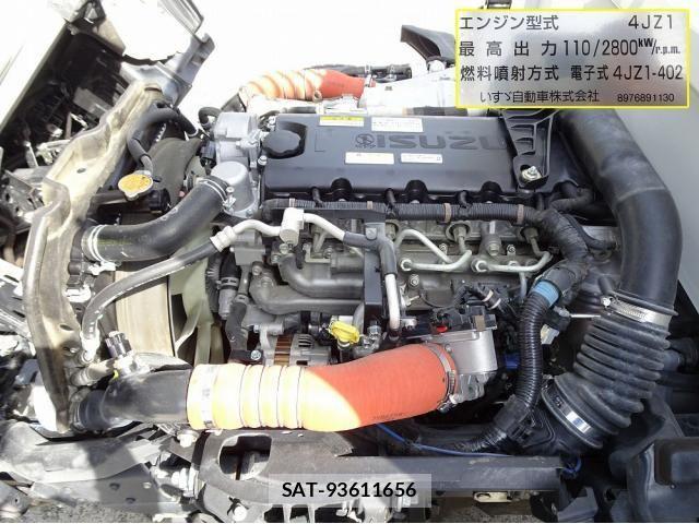 Isuzu ELF TRUCK 2024-10 6497178-9