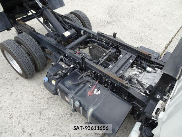 Isuzu ELF TRUCK 2024-10 6497178-14