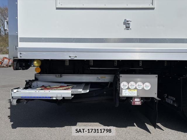 Isuzu ELF TRUCK 2020-02 6526040-29