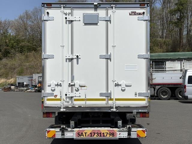 Isuzu ELF TRUCK 2020-02 6526040-6