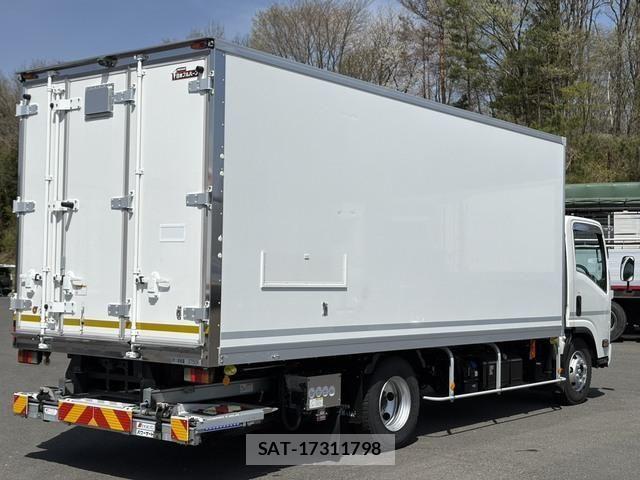 Isuzu ELF TRUCK 2020-02 6526040-7