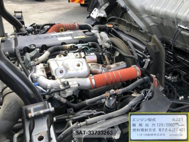 Isuzu ELF TRUCK 2023-10 6526021-10