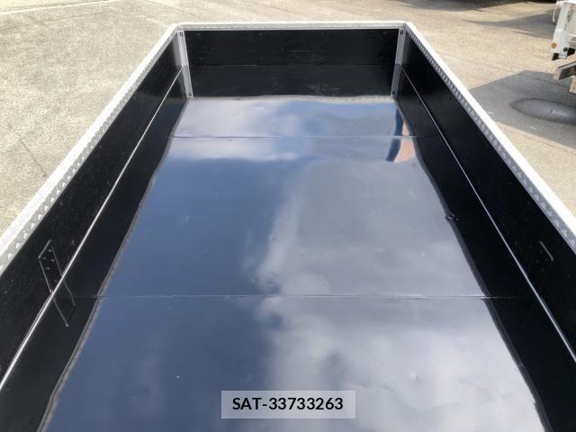 Isuzu ELF TRUCK 2023-10 6526021-12