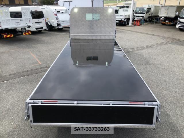 Isuzu ELF TRUCK 2023-10 6526021-17