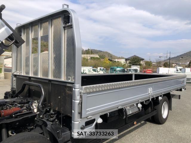 Isuzu ELF TRUCK 2023-10 6526021-23