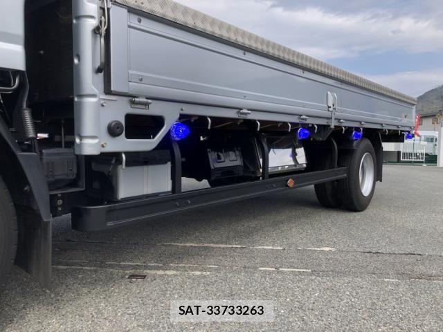 Isuzu ELF TRUCK 2023-10 6526021-26