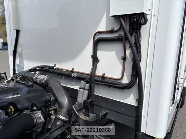 Isuzu ELF TRUCK 2018-02 6526039-11
