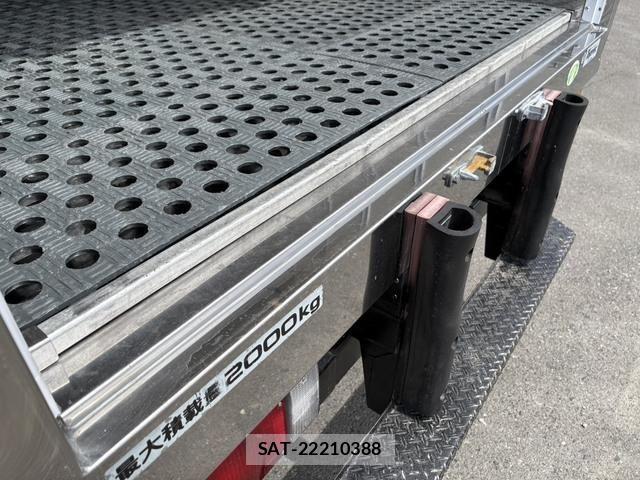Isuzu ELF TRUCK 2018-02 6526039-15