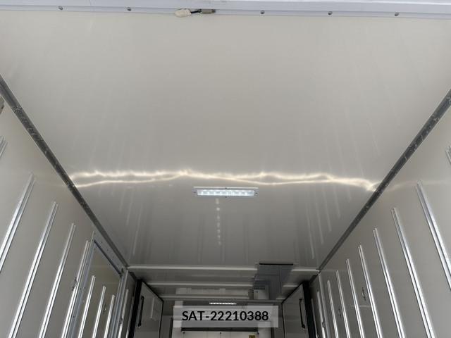 Isuzu ELF TRUCK 2018-02 6526039-20