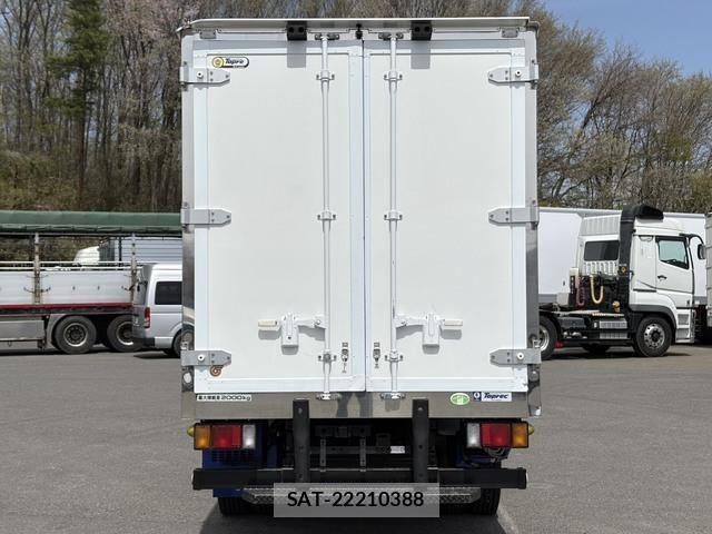 Isuzu ELF TRUCK 2018-02 6526039-6