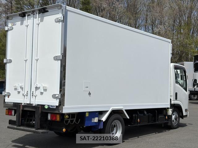 Isuzu ELF TRUCK 2018-02 6526039-7