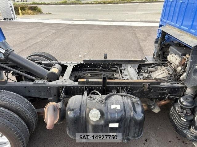 Isuzu ELF TRUCK 2014-10 6526059-11