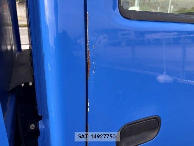 Isuzu ELF TRUCK 2014-10 6526059-23