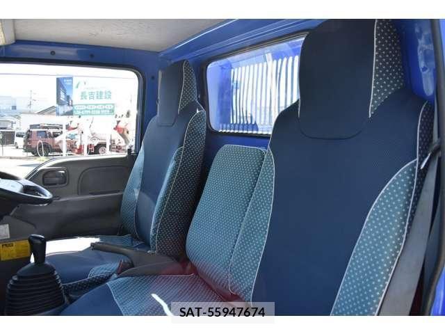 Isuzu ELF TRUCK 2014-03 6526061-17