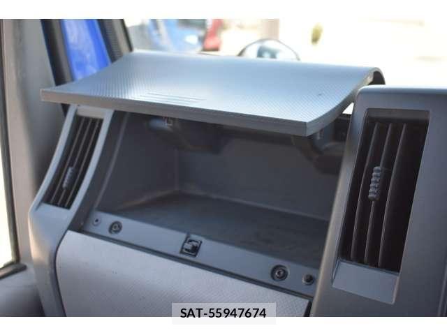 Isuzu ELF TRUCK 2014-03 6526061-21