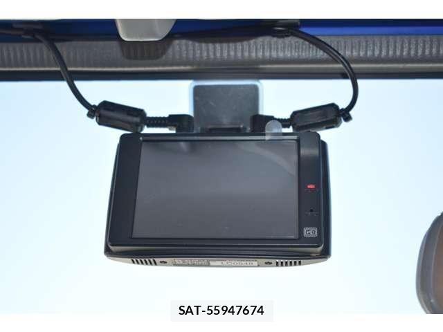 Isuzu ELF TRUCK 2014-03 6526061-25