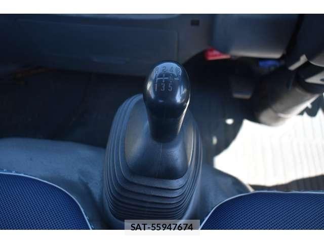 Isuzu ELF TRUCK 2014-03 6526061-29