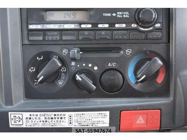 Isuzu ELF TRUCK 2014-03 6526061-4