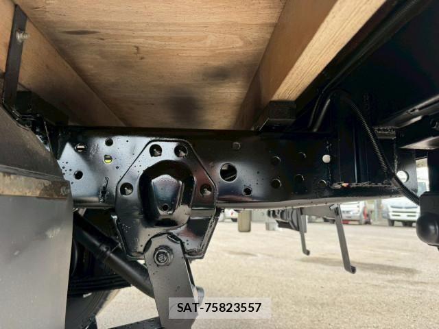Isuzu ELF TRUCK 2019-05 6526038-18