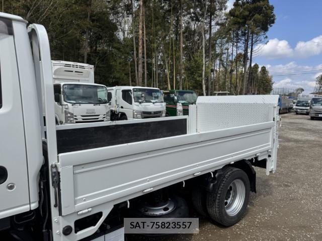 Isuzu ELF TRUCK 2019-05 6526038-6