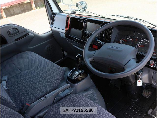 Isuzu ELF TRUCK 2019-03 6526044-2