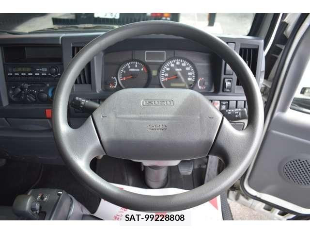 Isuzu ELF TRUCK 2012-11 6526073-4