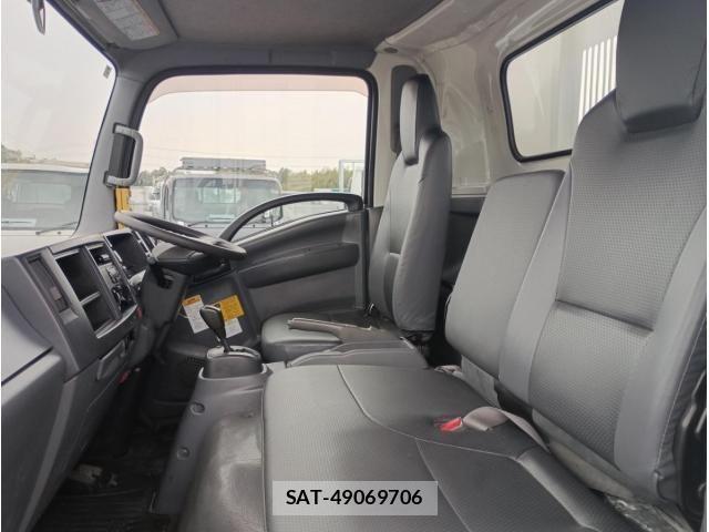 Isuzu ELF TRUCK 2017-06 6544781-22