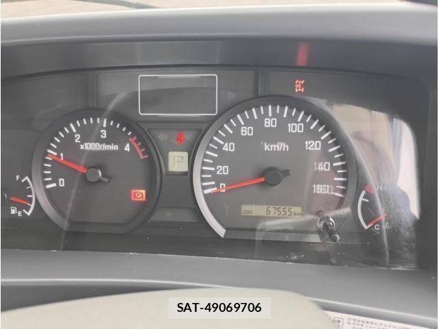 Isuzu ELF TRUCK 2017-06 6544781-26