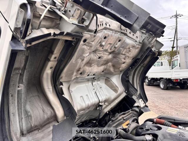 Isuzu ELF TRUCK 2015-07 6544799-20