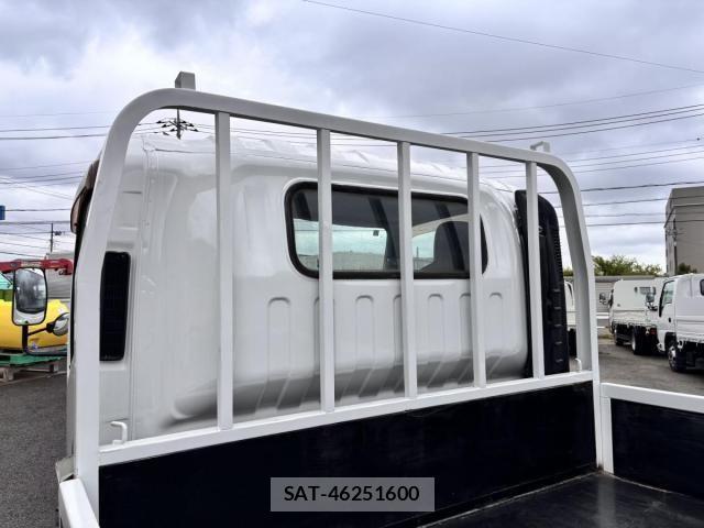 Isuzu ELF TRUCK 2015-07 6544799-8