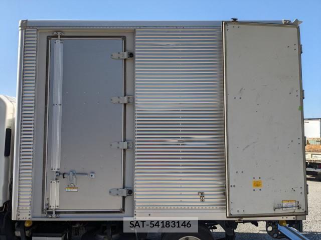 Isuzu ELF TRUCK 2018-02 6544791-20